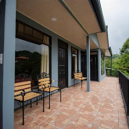 Cabinas Eddy B&B-2